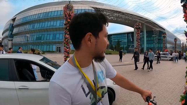 Авто выстовка, тюнинг. Lowkz meet авто выстовка. Тюнинг. День города. смотреть онлайн