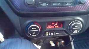 отключение авто.включения кондиционера при обдуве лоб.стекла Кия Рио 4 (климат контроль)