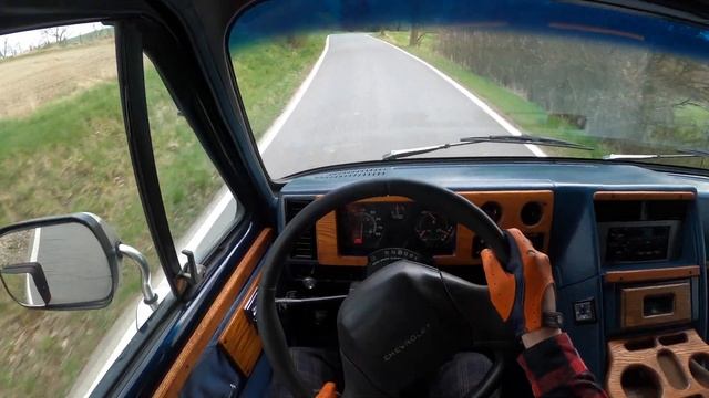 1993 Chevrolet G20 5.7 V8 Gladiator смотреть онлайн