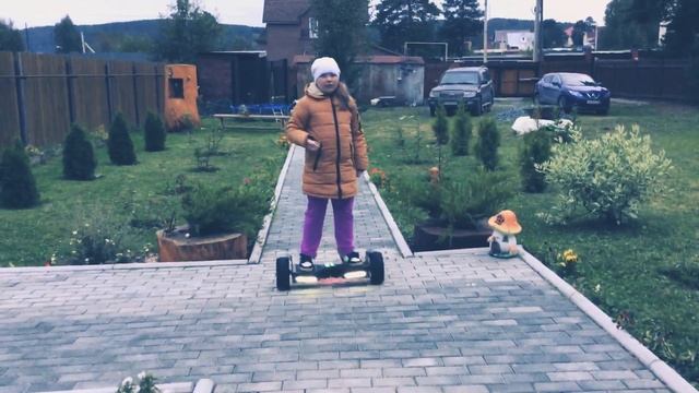 Катание на гироскутере часть 1