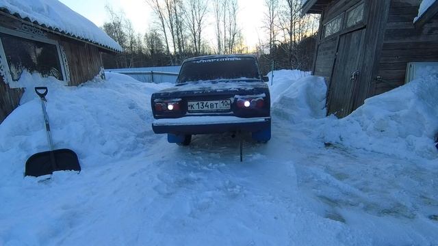 Куриные голени в пивном кляре в казане на костре. смотреть онлайн