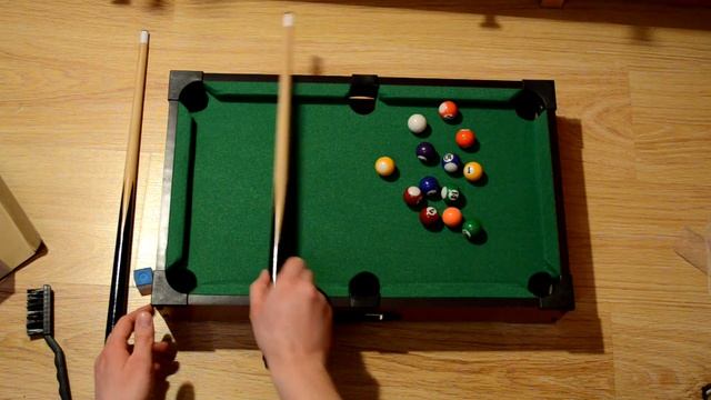 Настольная игра - мини бильярд! смотреть онлайн