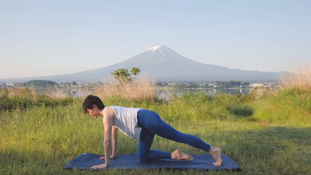 【痩せるヨガ】 短時間でどんどん体を引き締める脂肪燃焼フロー #512 смотреть онлайн