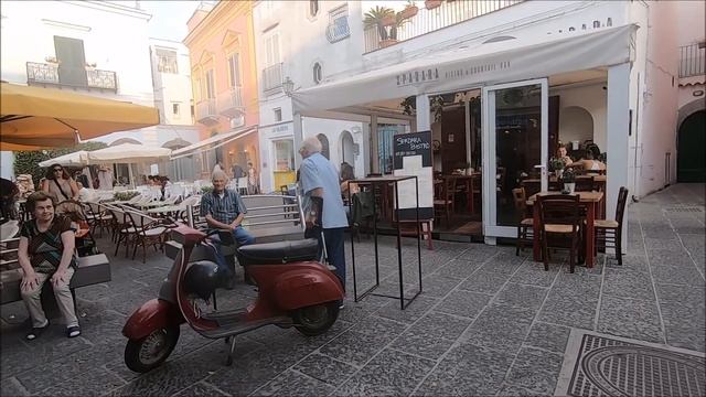 Walktour Ischia: Forio смотреть онлайн