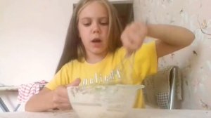 КАК СДЕЛАТЬ КЕКС БЕЗ ЯИЦ И БЕЗ КАКАО ЗА 2 МИНУТЫ