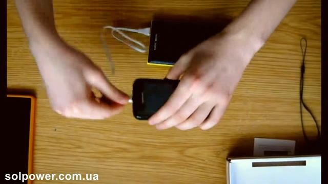 Пополни заряд! Портативное зарядное устройство обеспечит надежную связь. смотреть онлайн