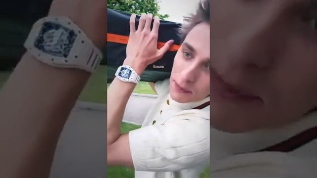 ДЕНЬ РОЖДЕНИЯ ВЛАДА смотреть онлайн