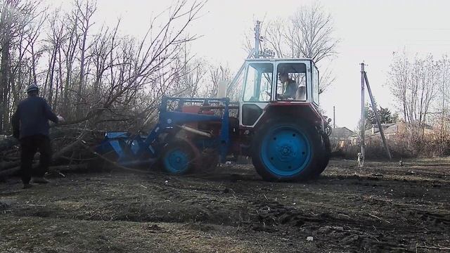 Запуск Юмз 6 .Запустит ли стартер, трактор после зимовки. смотреть онлайн