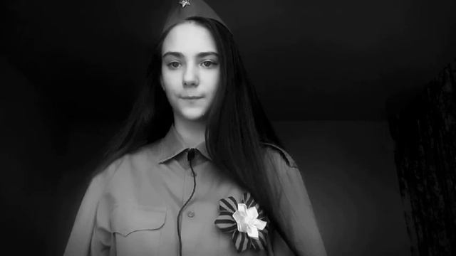 Ангелина Засухина - Стихотворение "Чулочки" смотреть онлайн