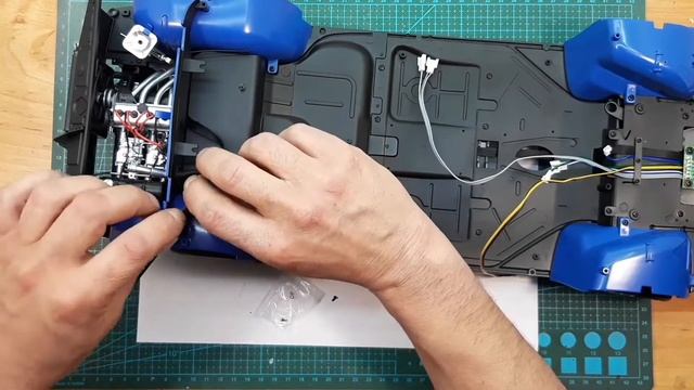 montage Renault 8 Gordini eaglemoss 1/8 N° 43 et 44 смотреть онлайн