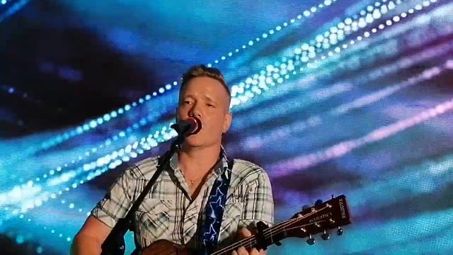 🎸Валера с гитарой ДЕВУШКА НА КРЫШЕ смотреть онлайн