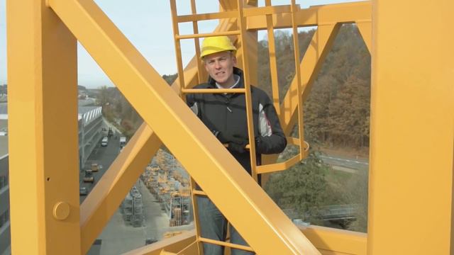 Liebherr - 357 HC-L Luffing Crane