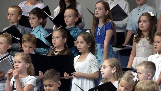 Вот идет Царь Царей - Детский Хор смотреть онлайн