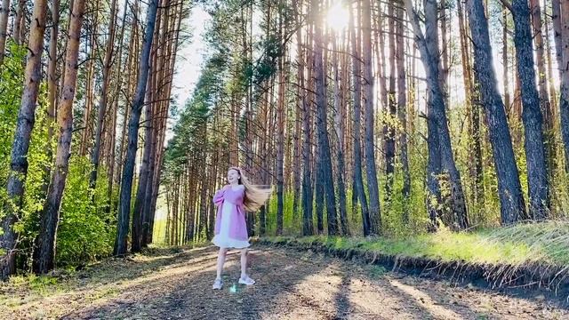 "За ветром не спеша летит моя душа". Виктория Бездомникова - на заре, на зореньке" смотреть онлайн