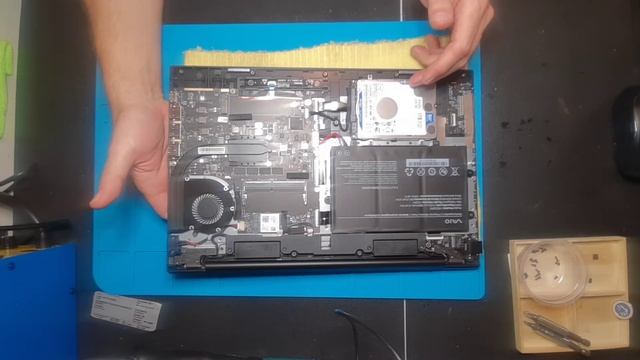 Vaio FE15 - Vídeo 3 - Upgrade sugerido ao cliente (+RAM / M2 NVME) смотреть онлайн