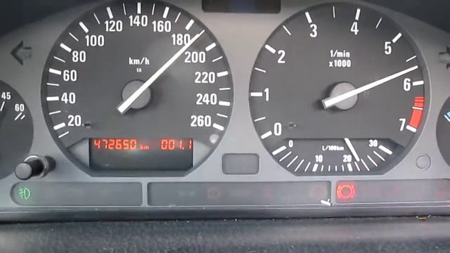 BMW M 320i . Забег с места на 1 милю ! 1 миля = 201 км в час ! :) смотреть онлайн