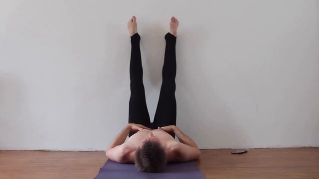 Stuck In Middle Splits? Instead of Stretching, Try the GTO Reflex | Smart Stretch смотреть онлайн