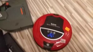 Забавный робот Tefal Smart RG7133RH.