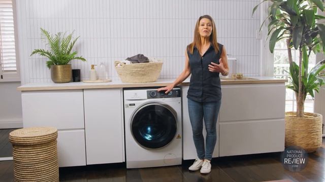 Electrolux Ultimate Care Washer Dryer Combo 2021 – National Product Review смотреть онлайн