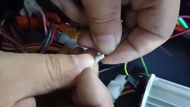 Как подключит Электричество Мото муравей , мотоцикла ,