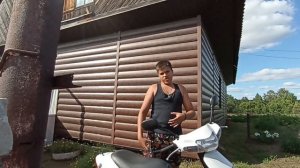 Как открыть багажник на скутере без ключей.Легкий способ.