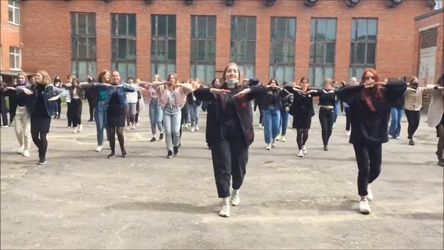 Танцевальная зарядка смотреть онлайн