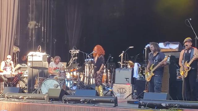 Nikka Costa - Starlight Bowl - Burbank, CA 7/9/2022 смотреть онлайн