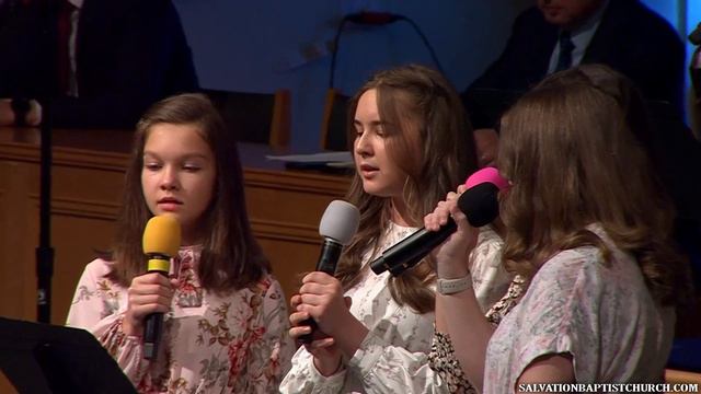 Пение «Мама, дети выросли уже» — группа и оркестр