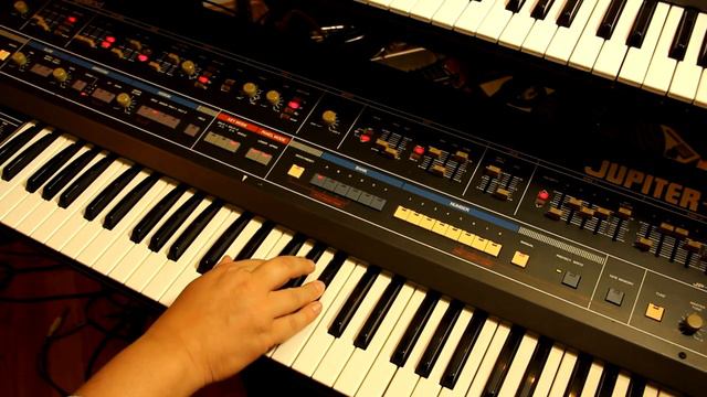 JP-6 and Juno-106 dancey смотреть онлайн