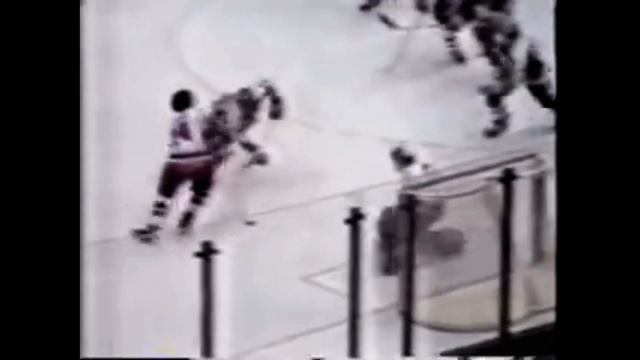 1980-81 NY Islanders vs. North Stars reg. season highlights w/ Marv Albert смотреть онлайн