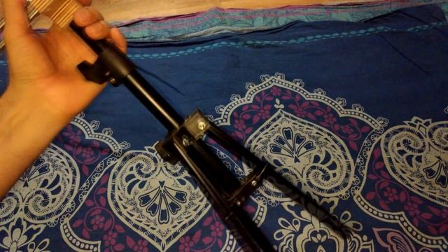 Столик под клавиатуру с регулируемым выносом и высотой. смотреть онлайн