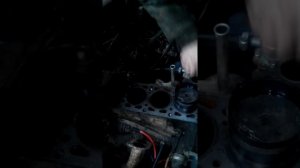 Как поставить поршень правильно на ваз 2106