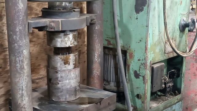 Сфера из трубы на прессе. смотреть онлайн