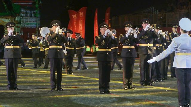 Сводный оркестр полиции МВД РФ на Красной площади 24 августа 2024 года смотреть онлайн