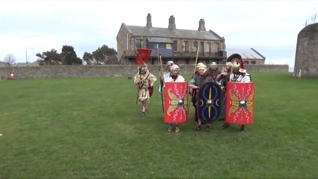 UK# 9 Данди 2. Римские легионеры гремят щитами и пускают стрелы/ смотреть онлайн