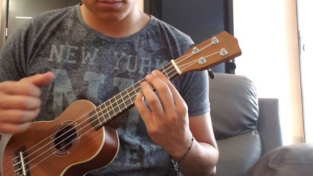 Can't Help Falling In Love - Elvis (cover ukulele fingerpiking) смотреть онлайн