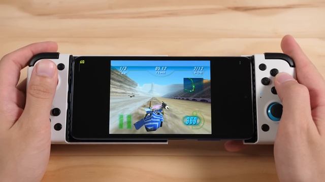 Turn Your Old Phone Into a Handheld Emulation Gaming Console смотреть онлайн
