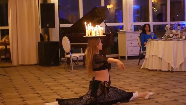 Праздничный танец с огнём смотреть онлайн