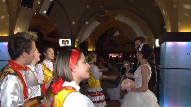 Встреча молодоженов на свадьбе в русском стиле. Шоу группа Мармелад смотреть онлайн