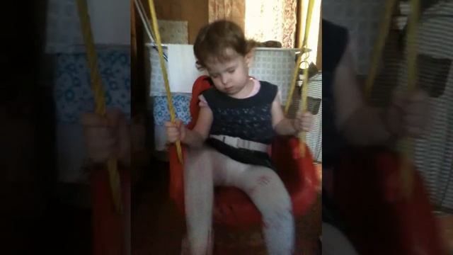Тася уснула на качелях смотреть онлайн