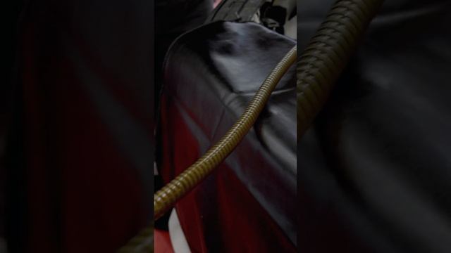 Обслуживаем новый Москвич ? #москвич #заменамасла #автосоветы смотреть онлайн