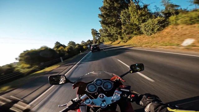 The most exciting type of learner bike (Suzuki GSX250F Across Review) смотреть онлайн