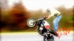 AMAZING Мотоцикл трюки Экстремальный Freestyle Stunt Bike трюки на шоссе мотоцикл на заднем колесе
