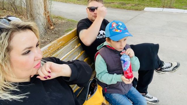 Даёшь велопробег💪 нахватали клещей-убежали из леса в ужасе😰