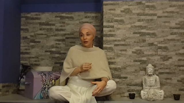 Даша Каболова о преподавании йоги смотреть онлайн