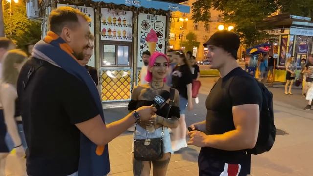 Звезда фильмов для взрослых про семью,ребёнка и Brazzers смотреть онлайн
