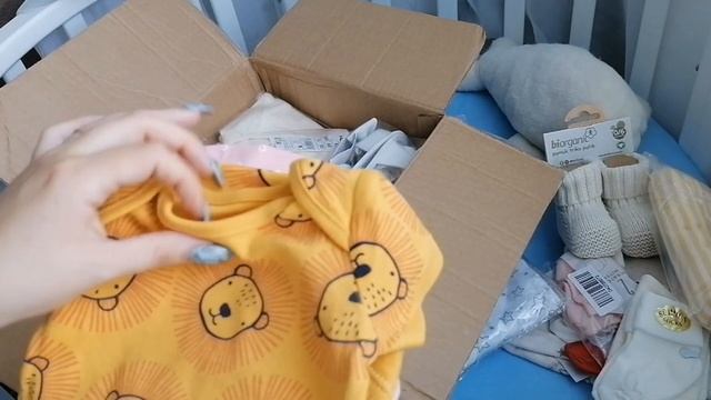 ОГРОМНАЯ РАСПАКОВКА одежды для реборнов/ Где купить одежду реборну?! смотреть онлайн