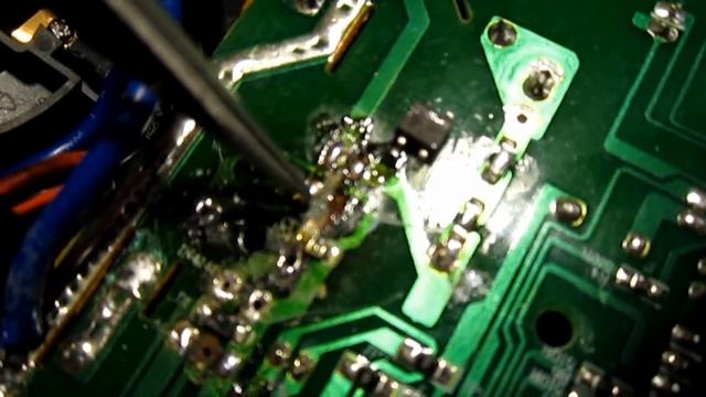 Ремонт чайника Polaris PWK1714CGLD