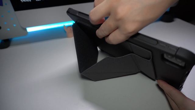 Benks iPad Pro Keyboard Case with Trackpad Unboxing смотреть онлайн