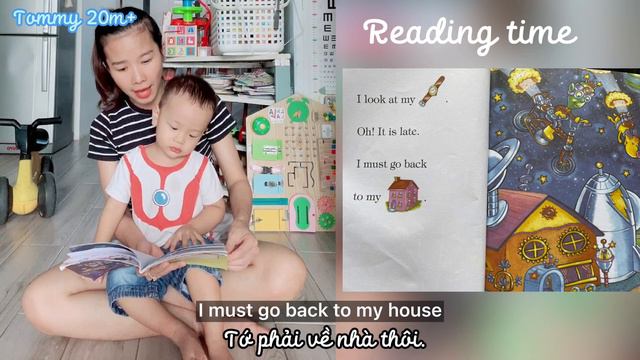 Đọc sách tiếng anh Space Kid cho bé Tommy 20 tháng | All Aboard Reading смотреть онлайн